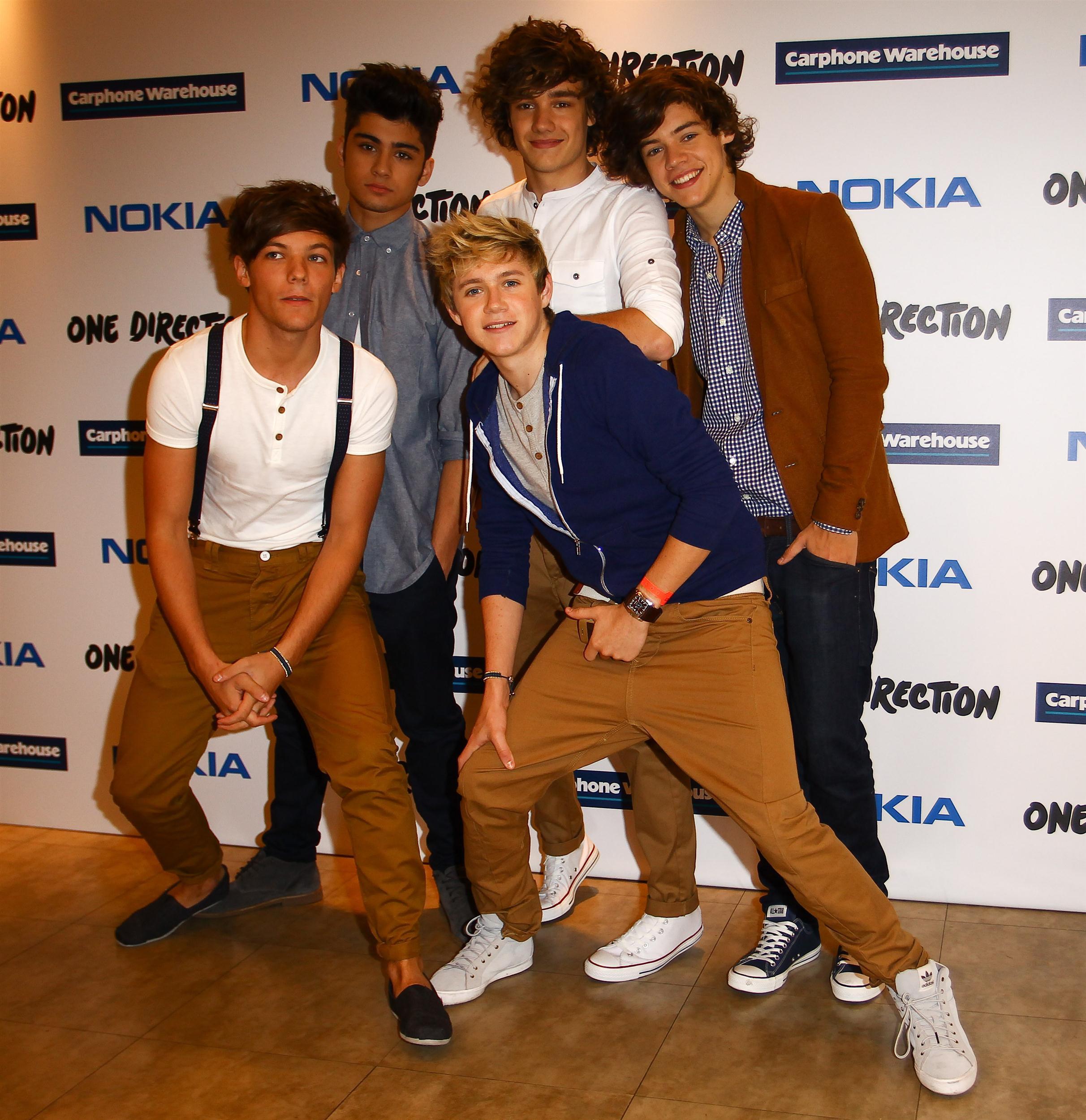 'One Direction' at a phone launch at Carphone Warehouse - Photos | Picture 101240